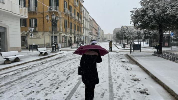 Cambio di rotta per meteo, arrivano maltempo e primo vero freddo