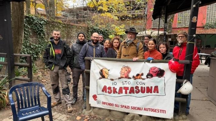 Askatasuna, al via le attività di riordino nell'edifico