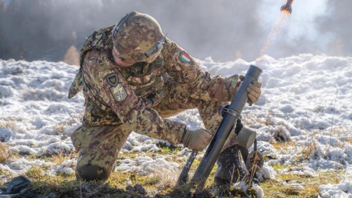 Alpini Taurinense si esercitano in montagna tra Fvg e Veneto