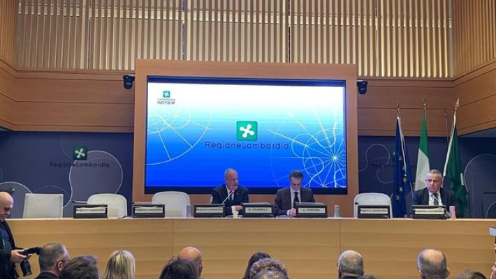 Calderoli e A.Fontana firmano la pre-intesa sull'Autonomia