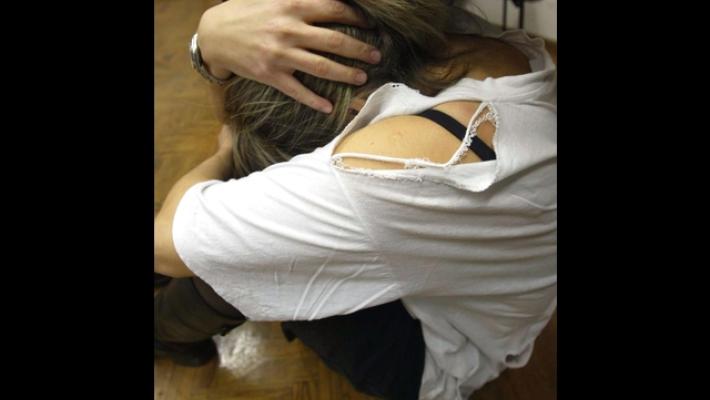 Telefona alla ex 160 volte in un giorno, arrestato a Milano