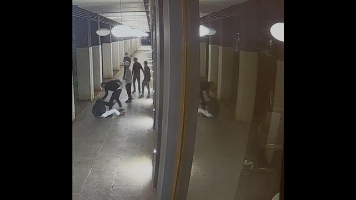 Studente accoltellato, attesi interrogatori dei ragazzi detenuti