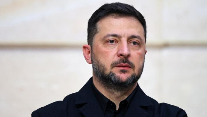 Zelensky, nove morti in un attacco ad ovest