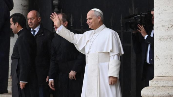 Il Papa arrivato a Montefalco, accolto dal sindaco