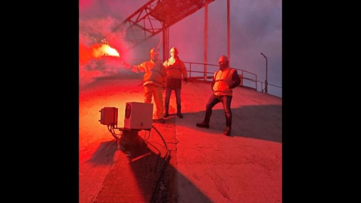 Quinto giorno sul silo, operai Eurallumina 'esasperati'