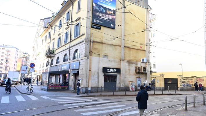 Studente accoltellato a Milano ancora in rianimazione