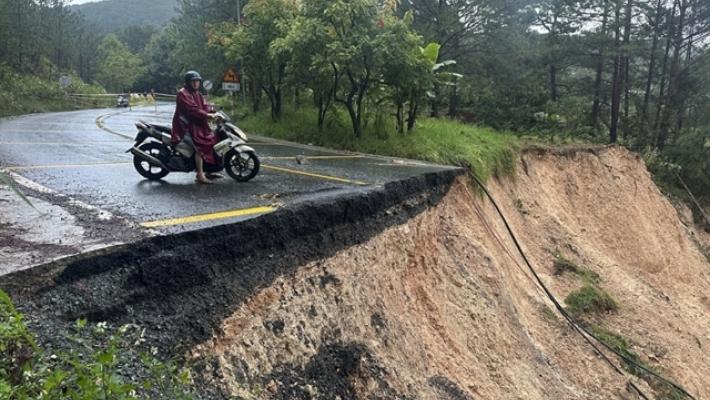 Alluvione record in Vietnam, oltre 50 tra morti e dispersi
