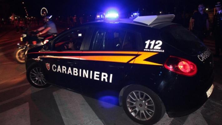 Donna accoltellata nel Napoletano, è in gravi condizioni