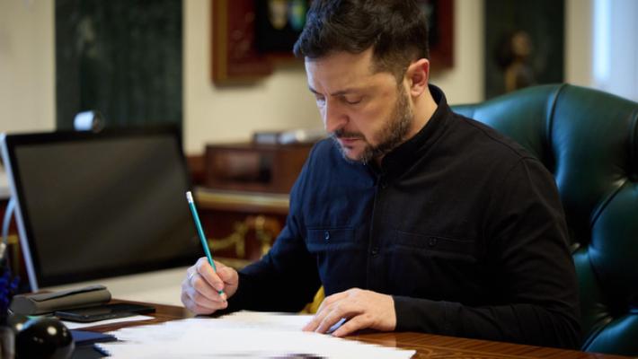 Zelensky, 'molti aspetti giusti nel nuovo piano Usa-Kiev'