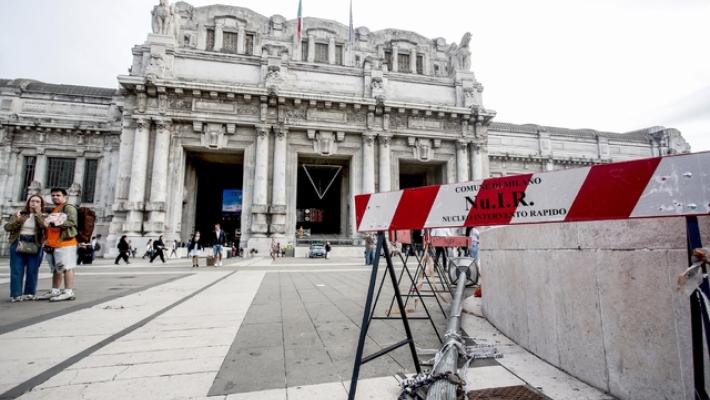 Picchiato da 19enne a cui aveva rubato il telefono, è grave