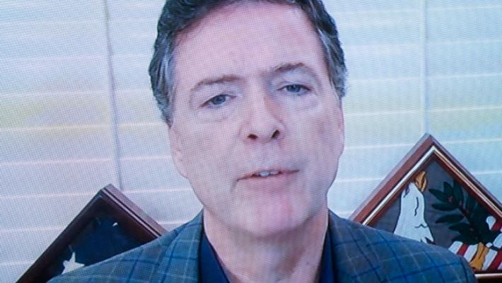 Giudice Usa archivia l'indagine contro l'ex capo dell'Fbi