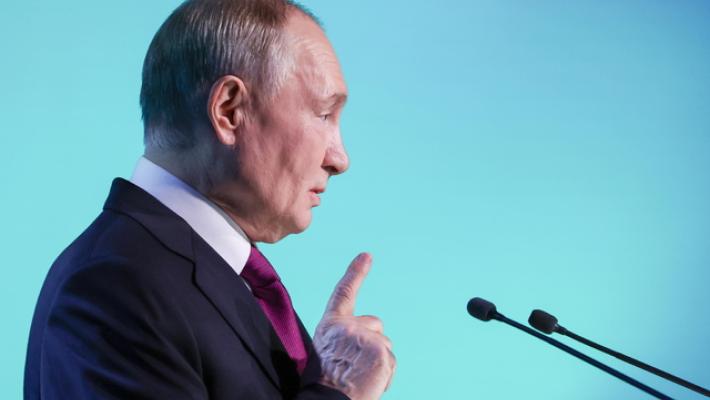 Cremlino,europei si intromettono inutilmente in piano pace