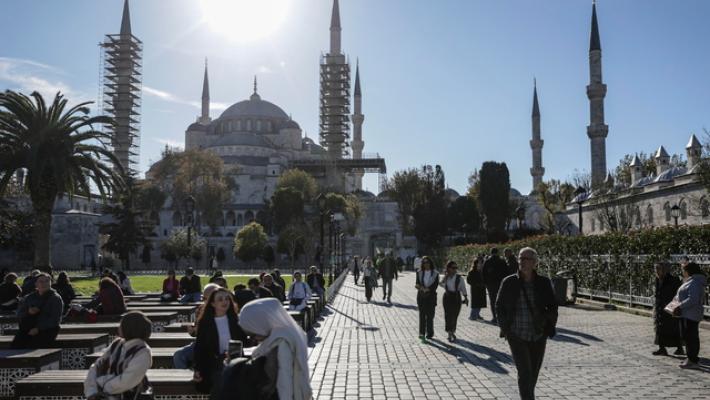 Il Papa, da domani in Turchia e Libano, Paesi ricchi di storia