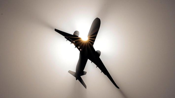 Airbus ferma gli A320, possibili danni da radiazioni solari