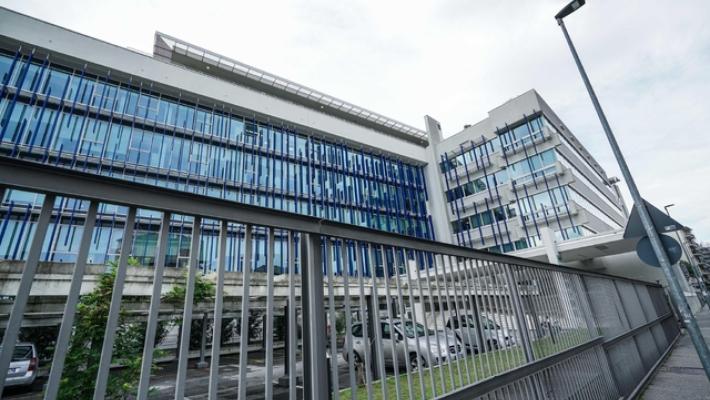 Assaltata la sede della Stampa da un centinaio di manifestanti