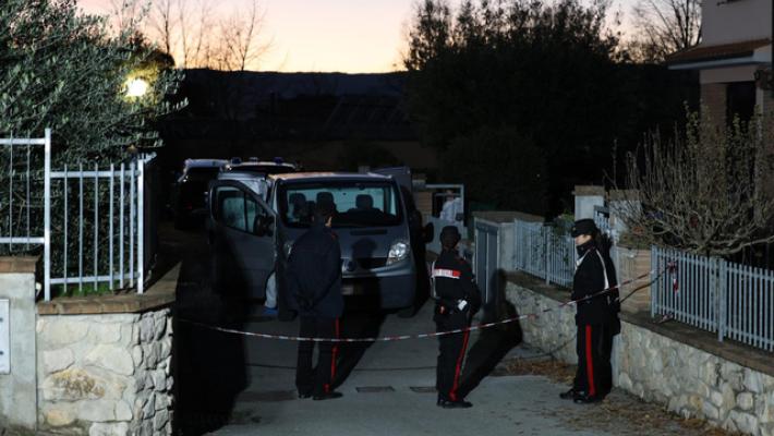 Pistola acquistata da poco per femminicidio-suicidio Umbria