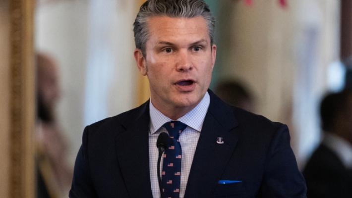 Hegseth smentisce Wp, mai ordinato di uccidere tutti sulla nave