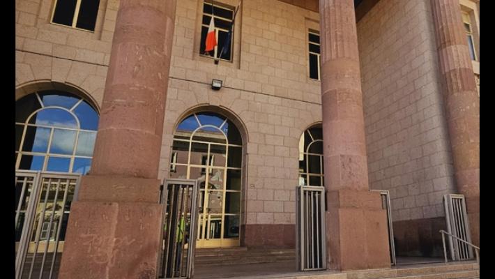 Bruciò vivo il vicino di casa, in appello confermato l'ergastolo