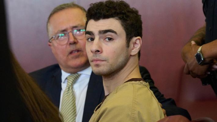 Mangione in tribunale a New York per l'assassinio del ceo