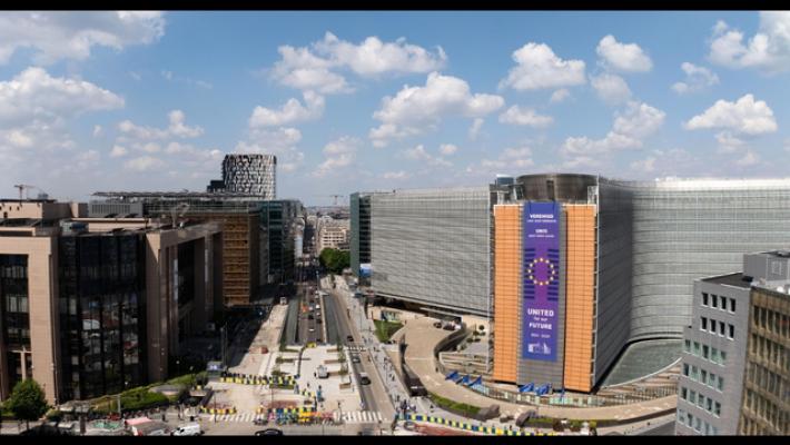 Bruxelles, '2 ipotesi per Kiev, prestiti Ue e asset russi'