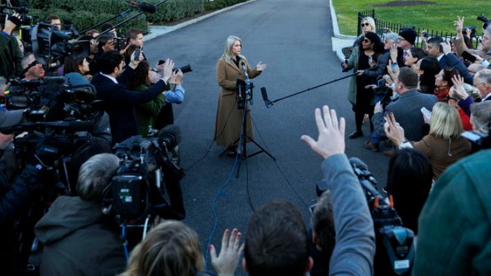 La Casa Bianca chiede agli americani di 'segnalare' le fake news