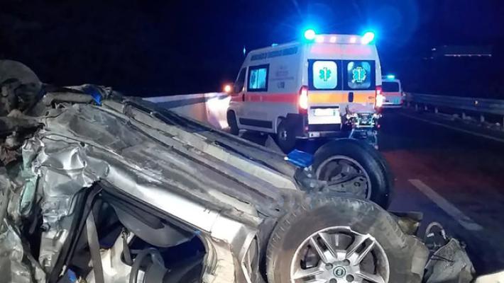 Incidente fra due auto, un morto e 4 donne ferite nel Milanese