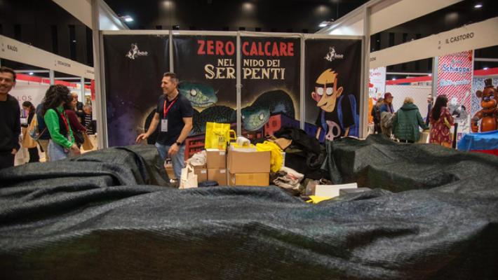 La protesta a Più Libri Più Liberi, tanti gli stand coperti