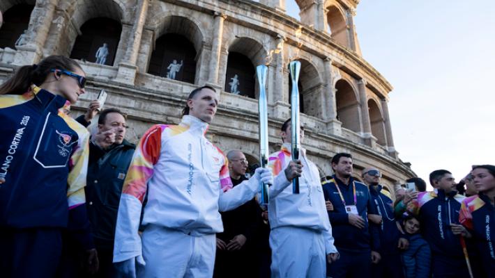 A Roma gruppi pro-Pal identificati lungo percorso dei tedofori