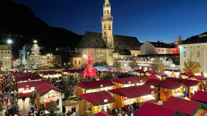 Assalto ai Mercatini in Trentino Alto Adige, code in A22