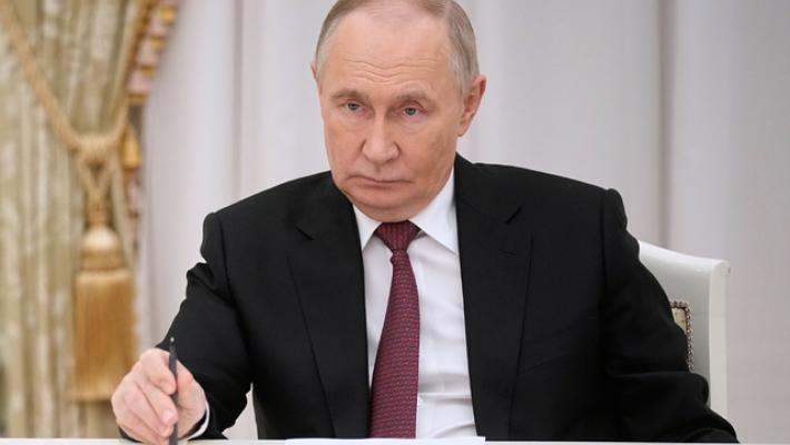 Putin, 'il Donbass è territorio russo, è un fatto storico'