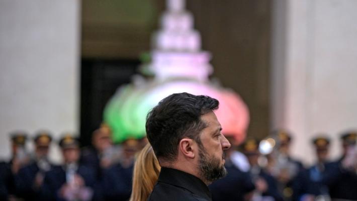 Zelensky, 'se sarà garantita la sicurezza delle urne si può votare entro tre mesi'