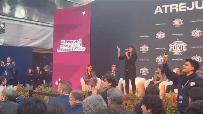 Forza Italia, solidarietà a Bernini per le contestazioni ad Atreju