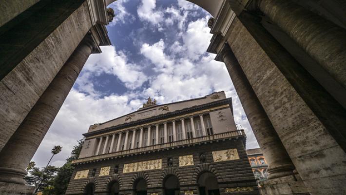 Guardia di Finanza al Teatro San Carlo per acquisire atti su gestione