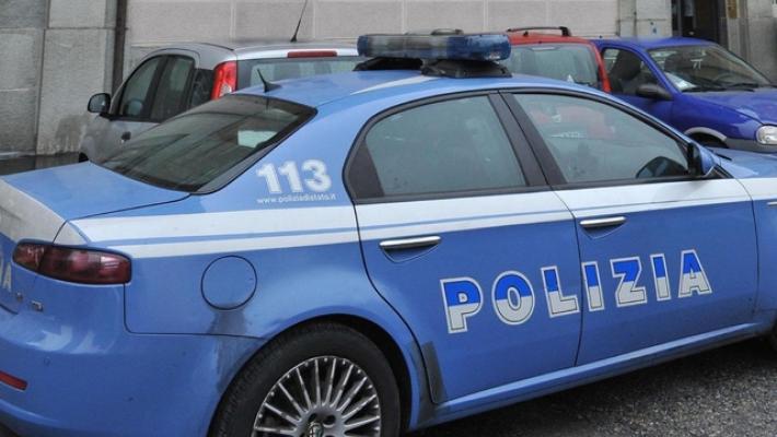 Spari con scacciacani in strada di Firenze per una lite