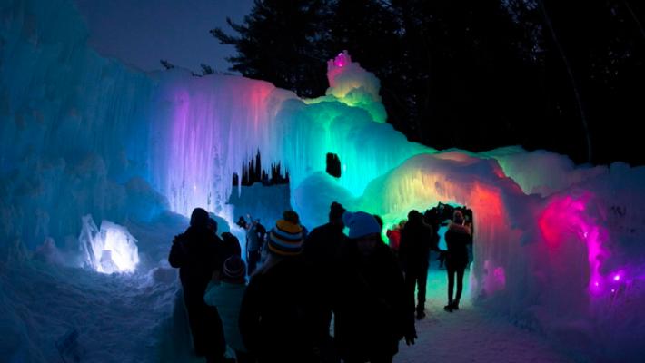 Svelata la fluorescenza emessa dal ghiaccio esposto a ultravioletti