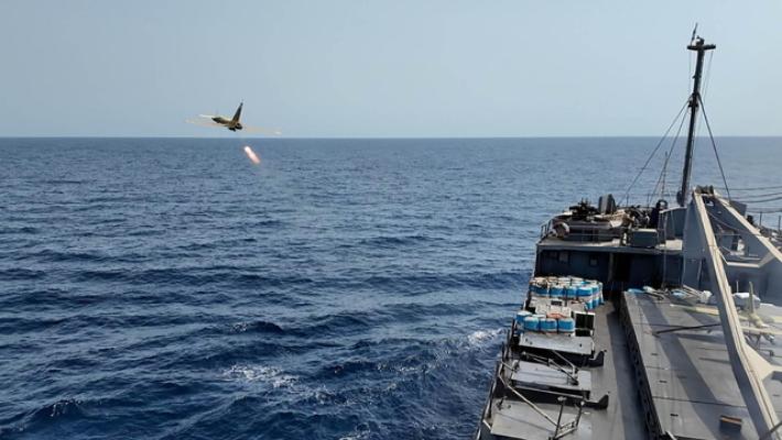 L'Iran sequestra una petroliera straniera nel Mar dell'Oman