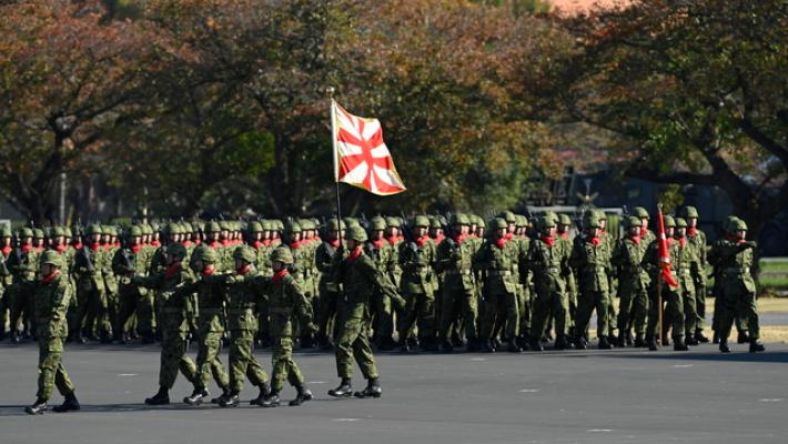 Tokyo accelera sul riarmo, budget record per la difesa