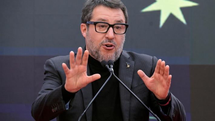 Salvini, liberi di usare i contanti, non siamo in Venezuela