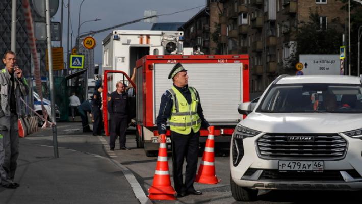 Forze armate russe abbattono un drone sui cieli di Mosca