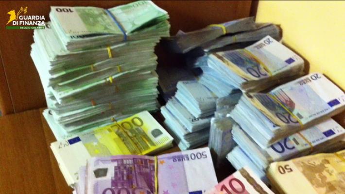 Inchiesta Eureka, Gdf sequestra 18 milioni di euro ad indagati per narcotraffico