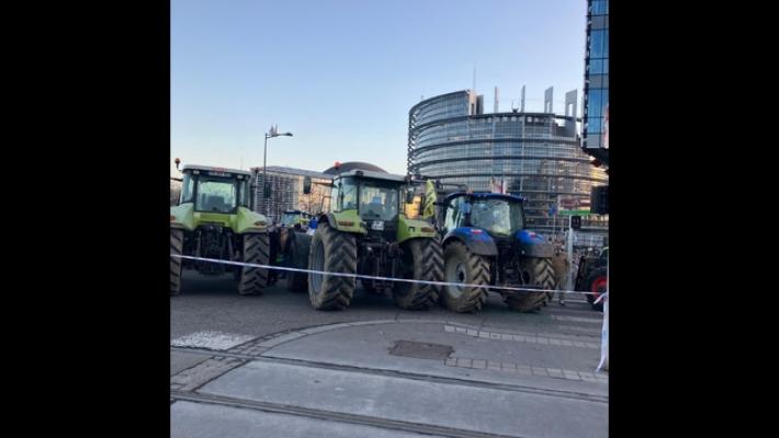 Domani incontro tra von der Leyen, Costa e gli agricoltori in marcia