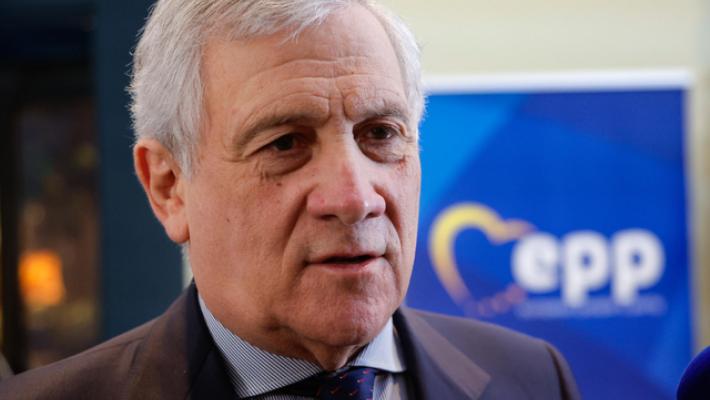 Tajani, Fi un partito democratico, facciamo pure il Congresso