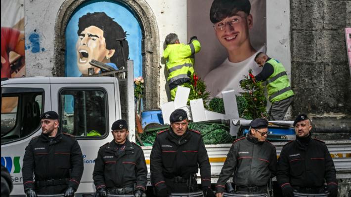 Altarino rimosso a Napoli, era dedicato a nipote boss 15enne ucciso un anno fa
