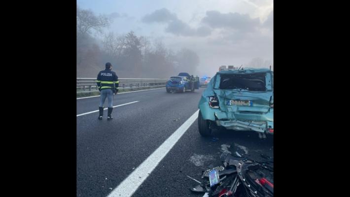 Incidente sull'A1 presso Orte, tre feriti e 20 km di coda verso Roma