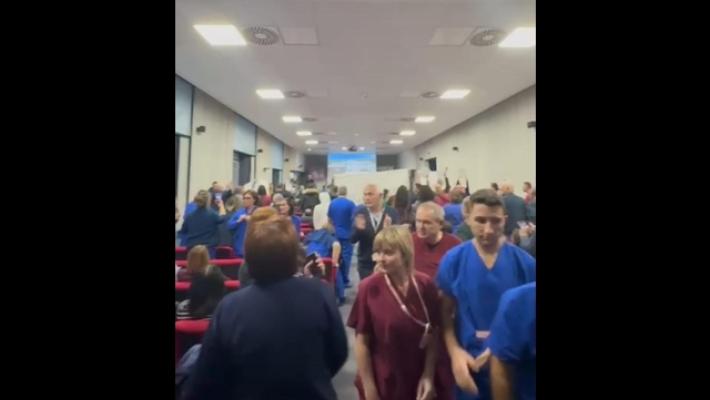 Nell'ospedale di San Pio i medici urlano ai vertici 'dimettetevi buffoni'