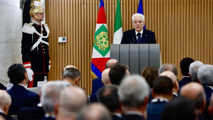 Mattarella, spesa per difesa poco popolare ma mai cos&igrave; necessaria