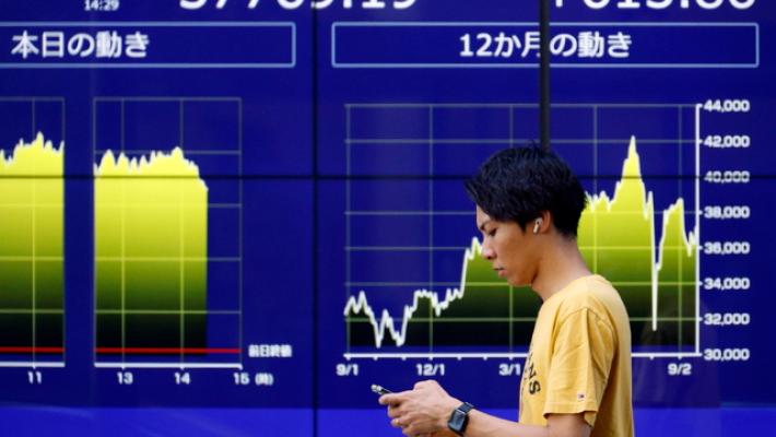 Banca del Giappone aumenta tassi di interesse allo 0,75%