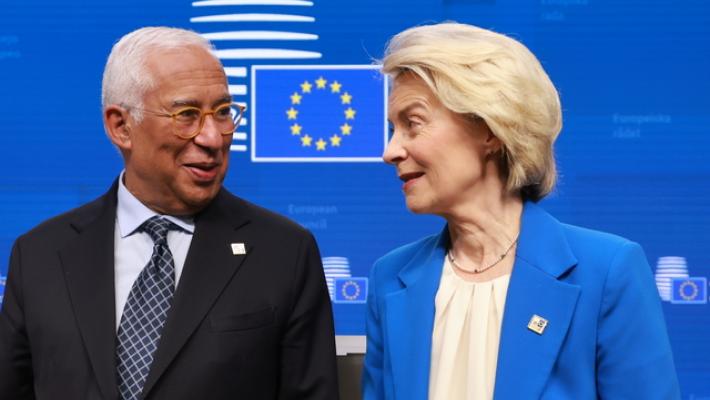 L'Ue sceglie il debito comune per Kiev, salta l'uso degli asset. Ok al prestito da 90 miliardi