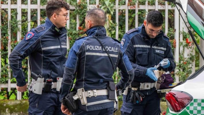 Litiga con una donna e la investe per cercare di ucciderla a Milano, arrestato