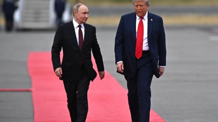 Cremlino, 'non &egrave; ancora in programma telefonata Putin-Trump'